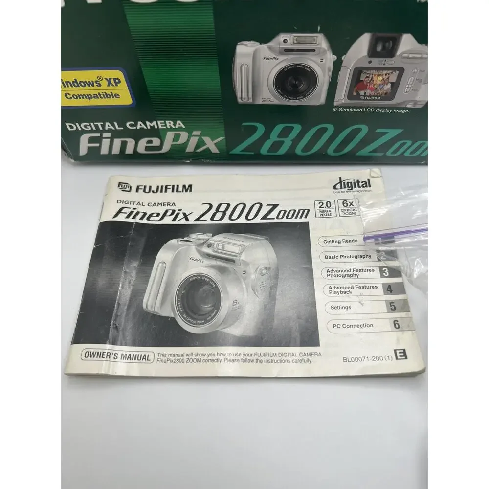 Fujifilm FinePix 2800 Zoom 2.0MP Digital Camera 6x Optical Zoom Parts Only